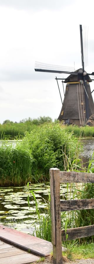 Kinderdijk Anfang der Windmühlen