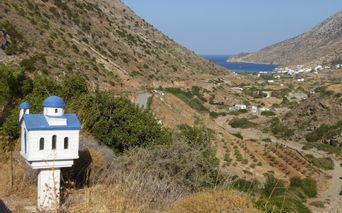 Insel Sifnos mit Blick aufs Meer