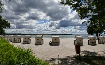 Strand zwischen Klink und Waren