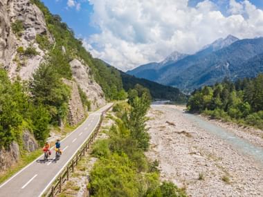 Canal valley cycle path