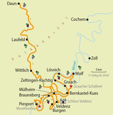 Radkarte der Moselregion mit oranger Sterntour ab Bernkastel-Kues durch Weindörfer wie Graach, Zeltingen und Veldenz.