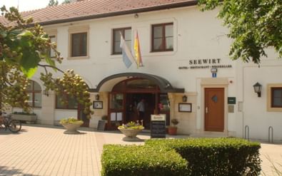 Hotel Seewirt entrance