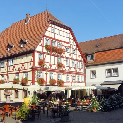 Lohr Cafe in the old town