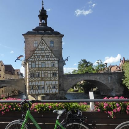 Blick auf die Torbrücke in Bamberg