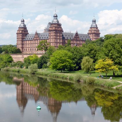 View on the river Main to the Johannisburg castle in Aschaffenburg