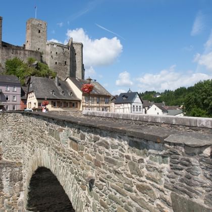 Lahnbrücke Burg Runkel
